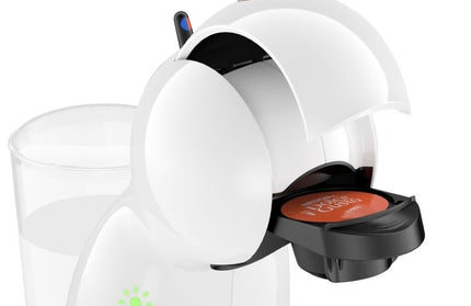 Aparat za kafu Krups Nescafe Dolce Gusto Piccolo XS bijeli, detalj adapter za kapsule